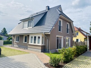 Hausansicht von vorne