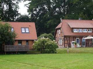 Blick von Oertze auf Oertzespeicher und -paradies