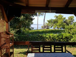 Die Gartenlaube mit direktem Meersblick