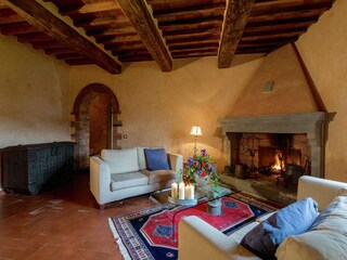 Villa Cortona Features 11