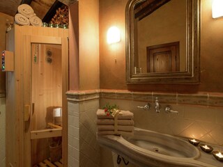 Villa Cortona Features 18