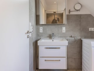 Ferienwohnung Carolinensiel Badezimmer 11