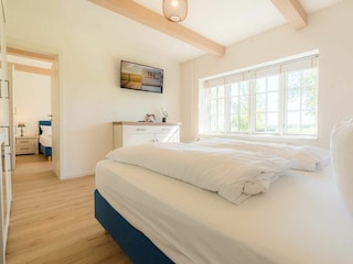 2. Schlafzimmer