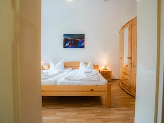 Blick ins Schlafzimmer