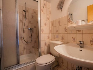 2. Badezimmer
