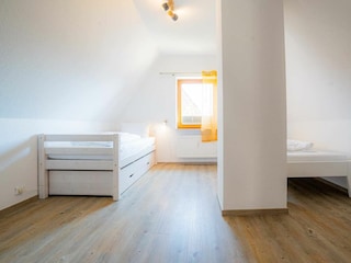 1. Schlafzimmer (OG)