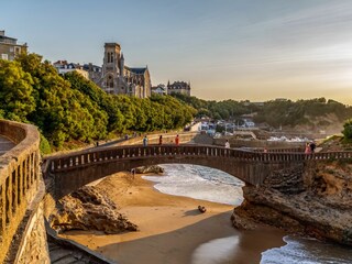 Biarritz mit seinem alten Hafen (30km entfernt)