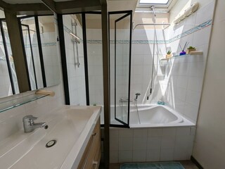 Ferienhaus H35 in Capbreton: Badezimmer EG