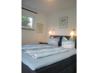 Schlafzimmer 3 UG