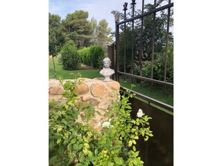 Appartamento per vacanze Jouques Registrazione all'aperto 13