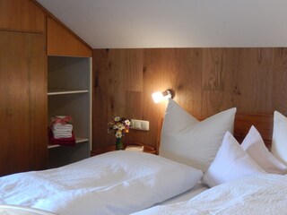 Teilansicht Schlafzimmer, Fewo III