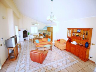 Holiday house Solarino Features 20