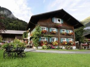 Holiday house Comfortable holiday home with garden in Voralberg - Silvretta Nova - image1