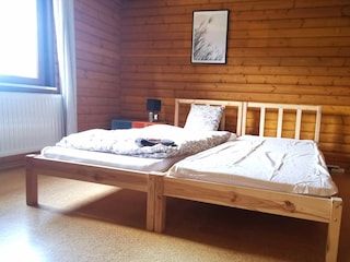 Zimmer mit zwei Betten