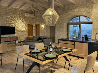 Villa Gonia Caratteristiche 22