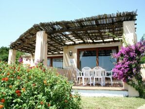 Belvilla by OYO Ferienhaus in Stintino mit Pool - Stintino - image1