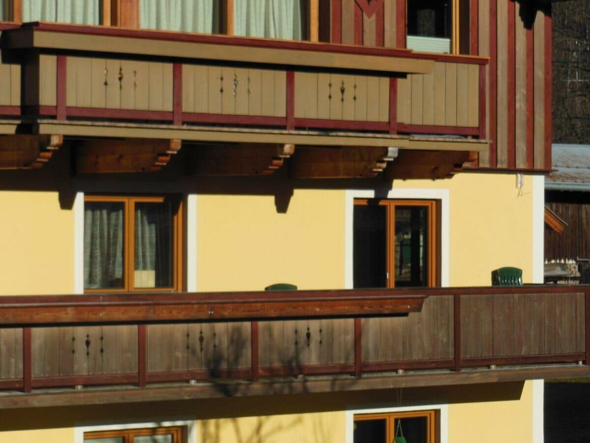 haus_balkon_der_fewo-1200