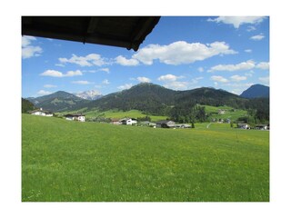 Blick vom Balkon auf die Buchensteinwand