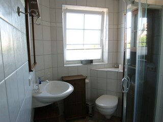 Duschbad im Erdgeschoss