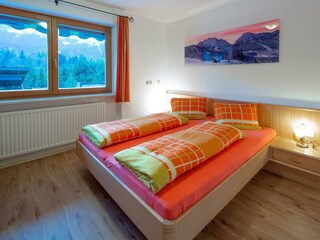 Wohnung 0 Zimmer mit Wandbild