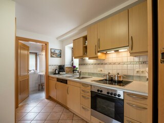 Ferienhaus_Flatscher_Dorfstrasse_25_Waidring_Kuech