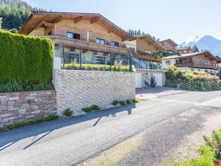 Frontansicht Zufahrt