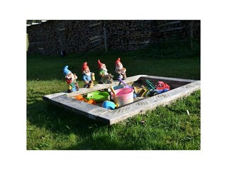 Sandkasten im Garten