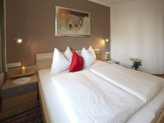 größeres Schlafzimmer Top 1-3