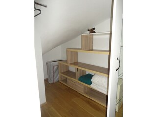 Begehbarer Kleiderschrank