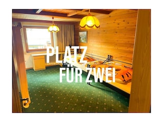 Schlafzimmer 2