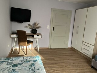 Schlafen JENNI unten TV