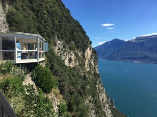 Bar mit Ausblick