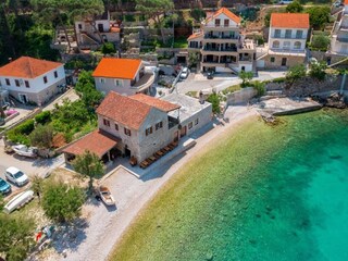 Appartamento Zastražišće  24