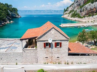 Apartment Zastražišće Außenaufnahme 2