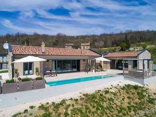 Villa Lupoglav Außenaufnahme 3