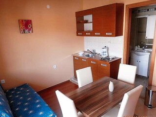 Apartment Jelsa Features 12