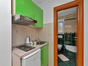 Appartement Apartments Villa Juric - Studio Apartment with Balcony - 2 - Baska Voda - image1