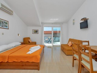 Appartement Baška Voda Équipement 12