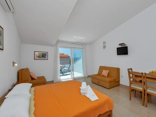 Apartment Baška Voda Features 16