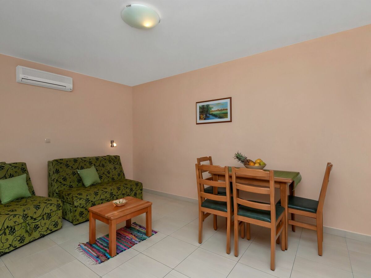 Appartement Baška Voda Équipement 1