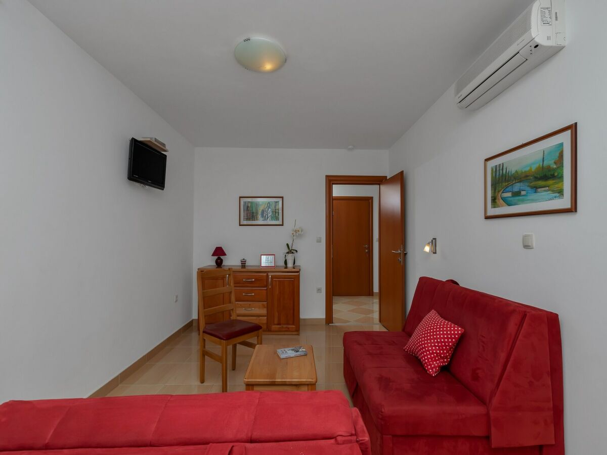 Appartement Baška Voda Kenmerken 1