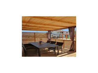 Trailer Pomer  33