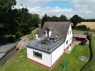 Südseite/ Blick auf die Terrasse