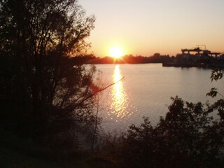 Abendrot am Rhein