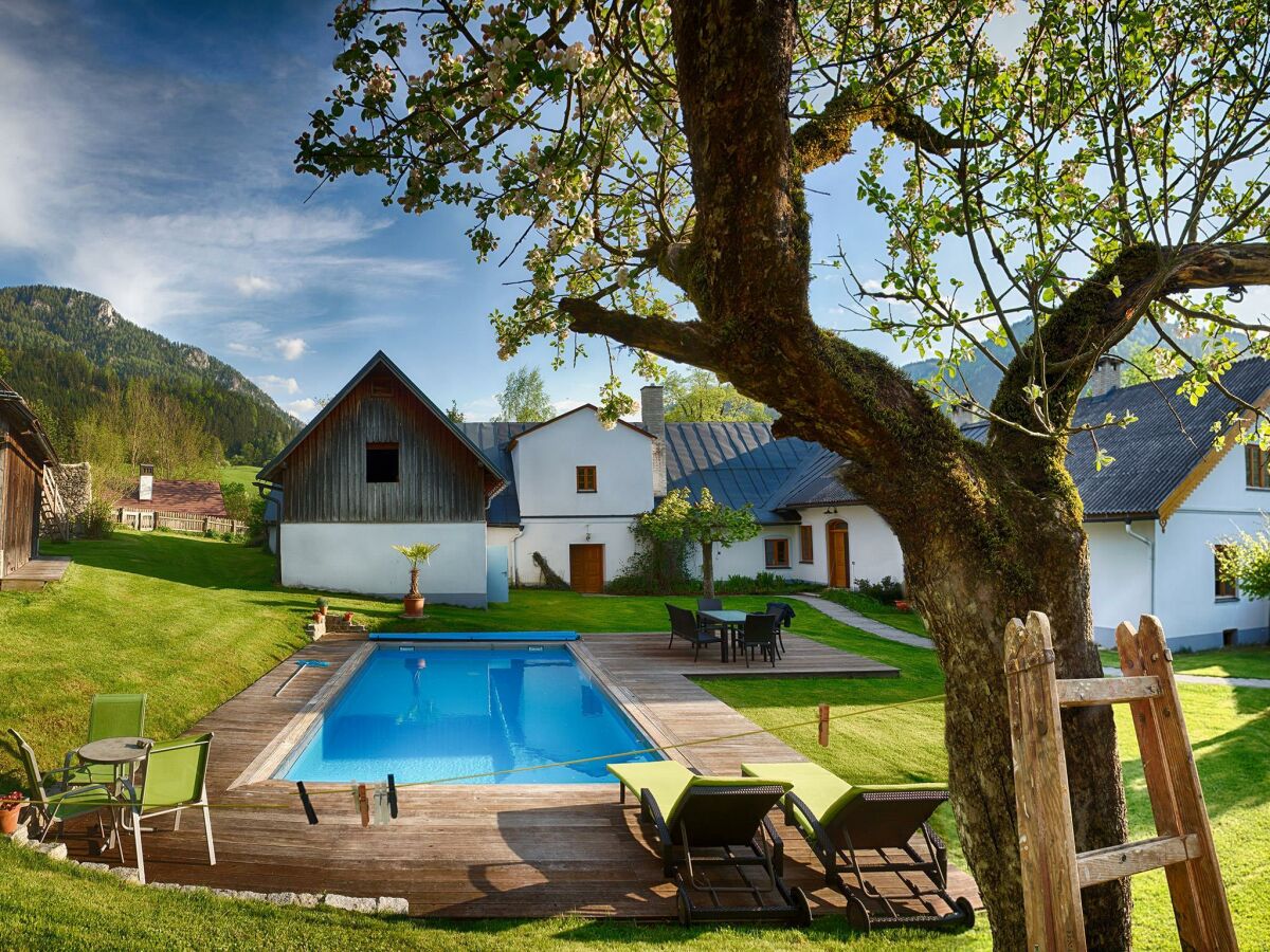 Ferienwohnung-Mariazell-Pool