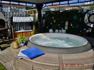 Außenwhirlpoolbereich