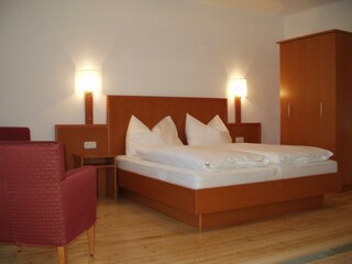 Doppelzimmer mit Balkon