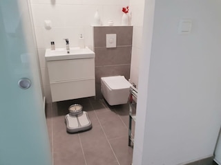 Badezimmer 1