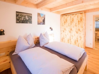 Schlafzimmer "Sauwand"