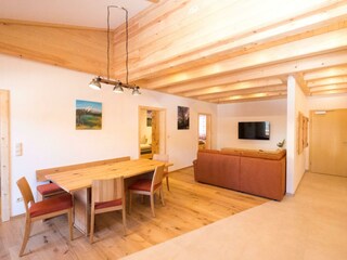Küche mit Wohnzimmer "Tribein"